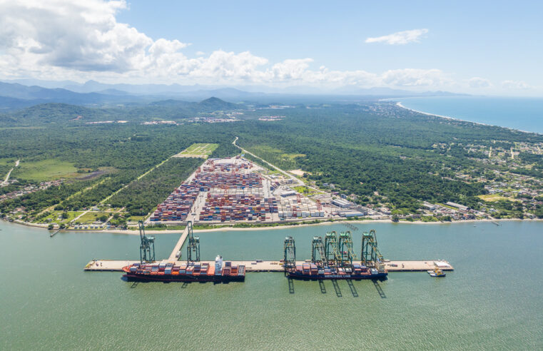 Governo do Estado e Porto de Itapoá firmam parceria para transformar a Baía da Babitonga em um dos melhores acessos portuários do Brasil